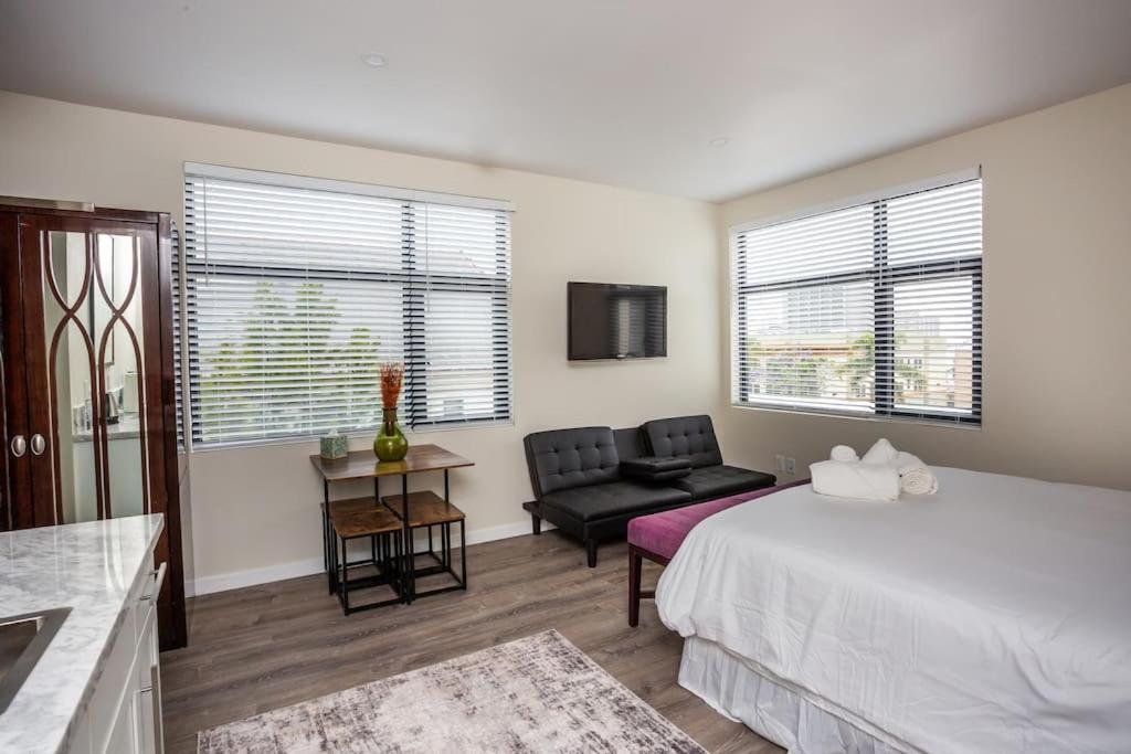 Next To San Diego Downtown - Cali King Size Studio Exterior foto
